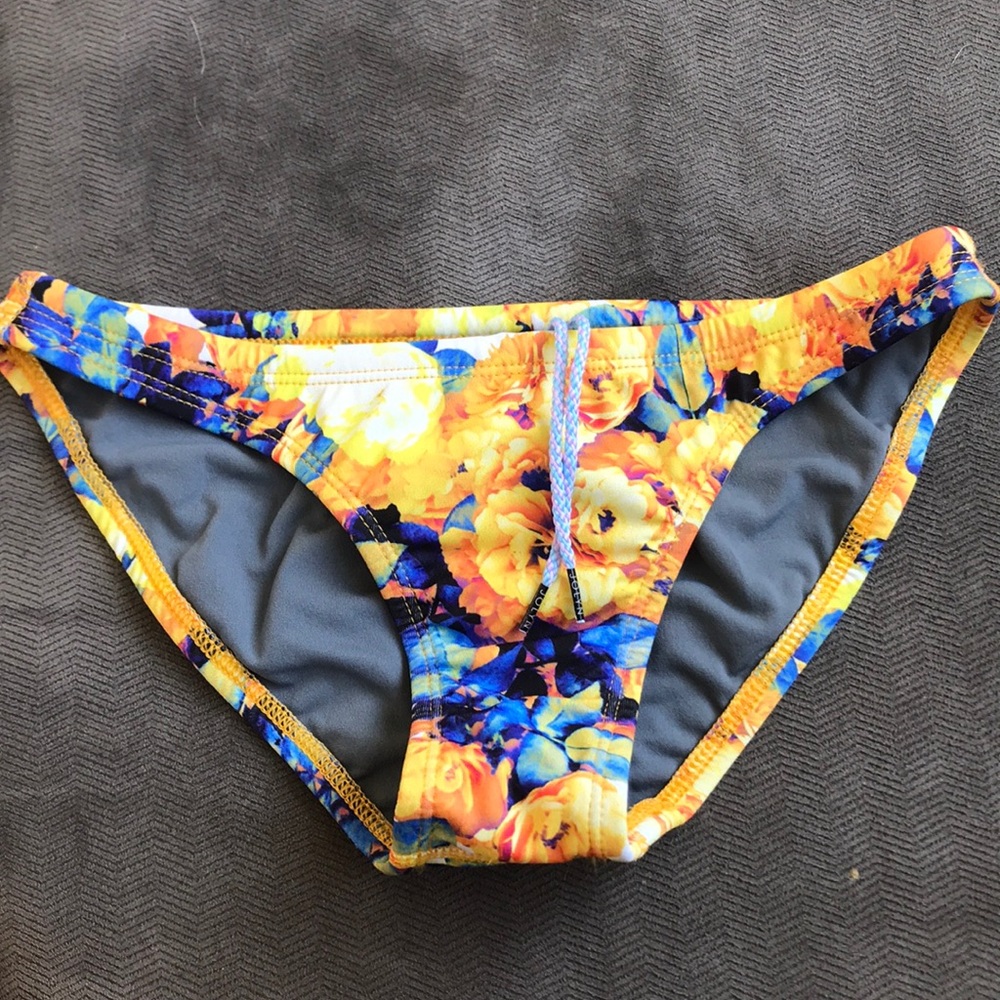Jolyn Bali bottoms swim suit bikini yellow NWOT